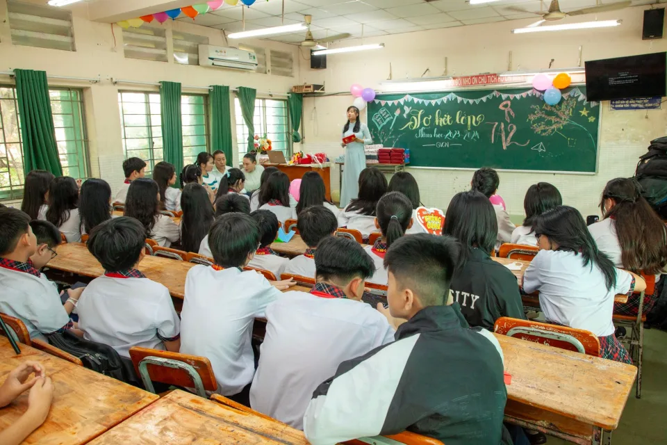 Học sinh mất gốc tiếng Anh — sau